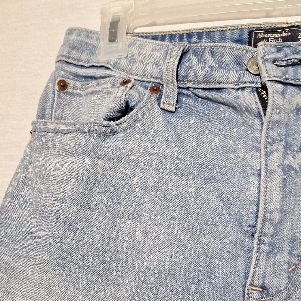 3/$20-Abercrombie & Fitch Light Blue Denim Jeans, Patchwork, Distressed, 8 - Picture 7 of 13